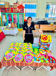 Hình ảnh HỘI THI ĐỒ DÙNG DẠY HỌC- ĐỒ CHƠI TỰ TẠO CẤP CƠ SỞ NĂM HỌC 2024-2025