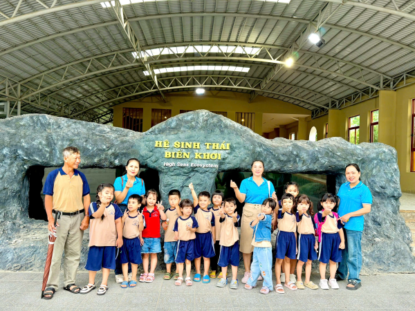 TỔ CHỨC CHO CÁC CHÁU THAM QUAN VIỆN HẢI DƯƠNG HỌC- NHA TRANG 2025