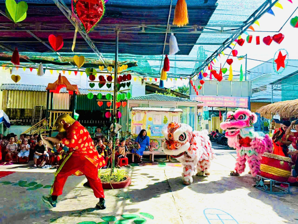 TRƯỜNG MẦM NON VĨNH HIỆP TỔ CHỨC VUI HỘI TRUNG THU