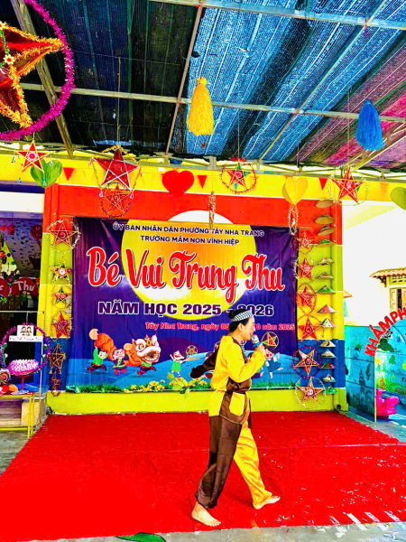 TRƯỜNG MẦM NON VĨNH HIỆP TỔ CHỨC VUI HỘI TRUNG THU