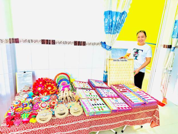 TRƯỜNG MẦM NON VĨNH HIỆP TỔ CHỨC HỘI THI LÀM ĐỒ DÙNG DẠY HỌC- ĐỒ CHƠI TỰ TẠO NĂM HỌC 2025- 2026